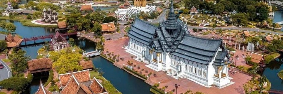 แหล่งท่องเที่ยวและบริการครบวงจรสำหรับนักท่องเที่ยวไทยและต่างประเทศ